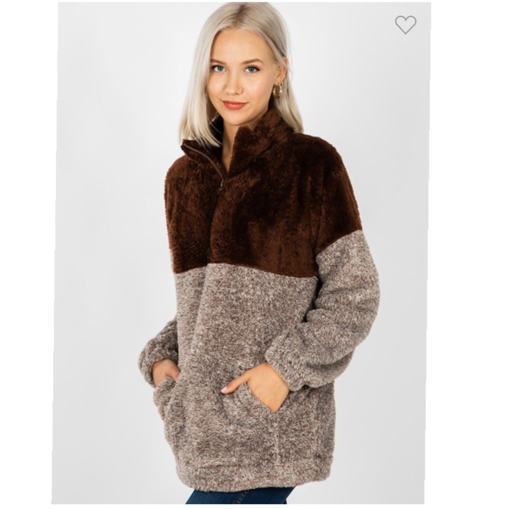 ❤️2 for $40❤️faux fur Sherpa pullover top - Picture 3 of 6